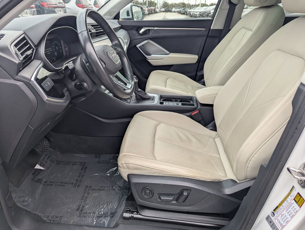 Used 2024 Audi Q3 2.0T Premium image 23