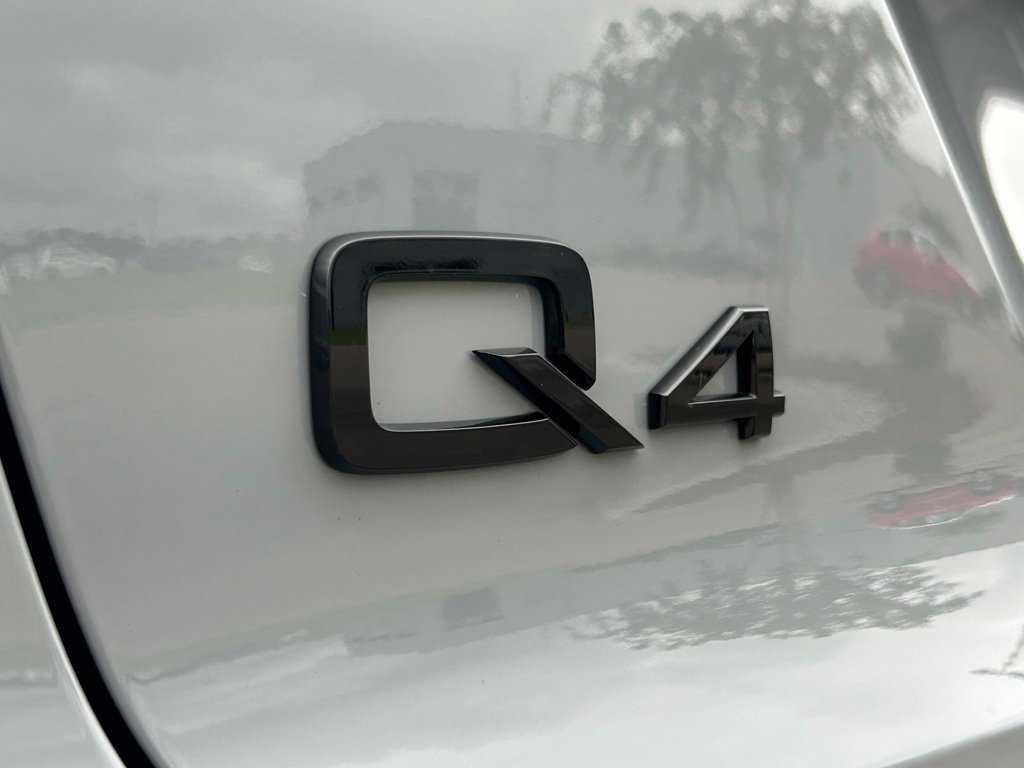 Used 2024 Audi Q4 e-tron Premium Plus AWD/4WD image 47