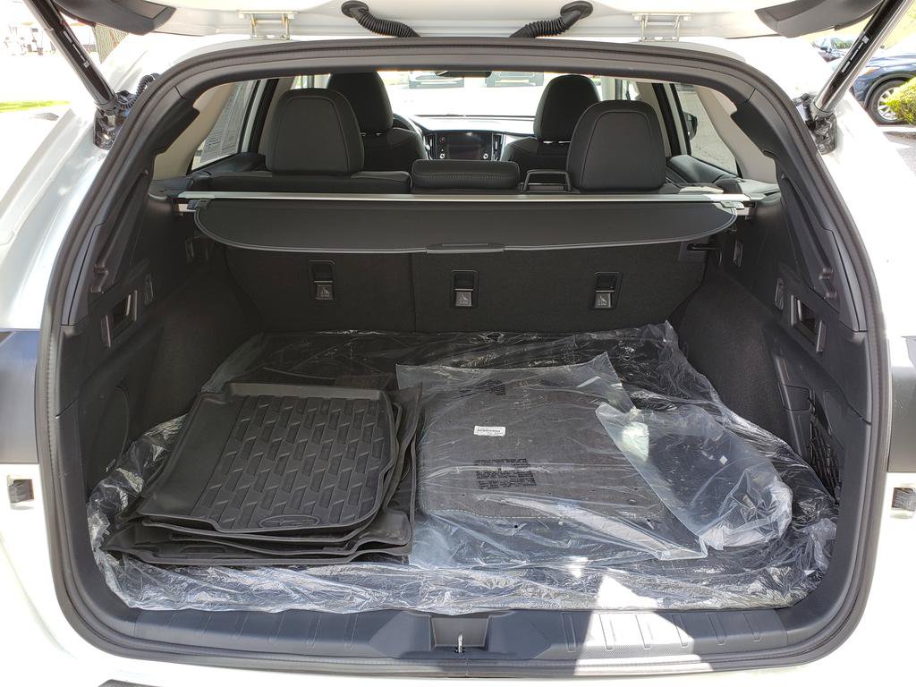 Used 2025 Subaru Outback Onyx Edition AWD/4WD image 15