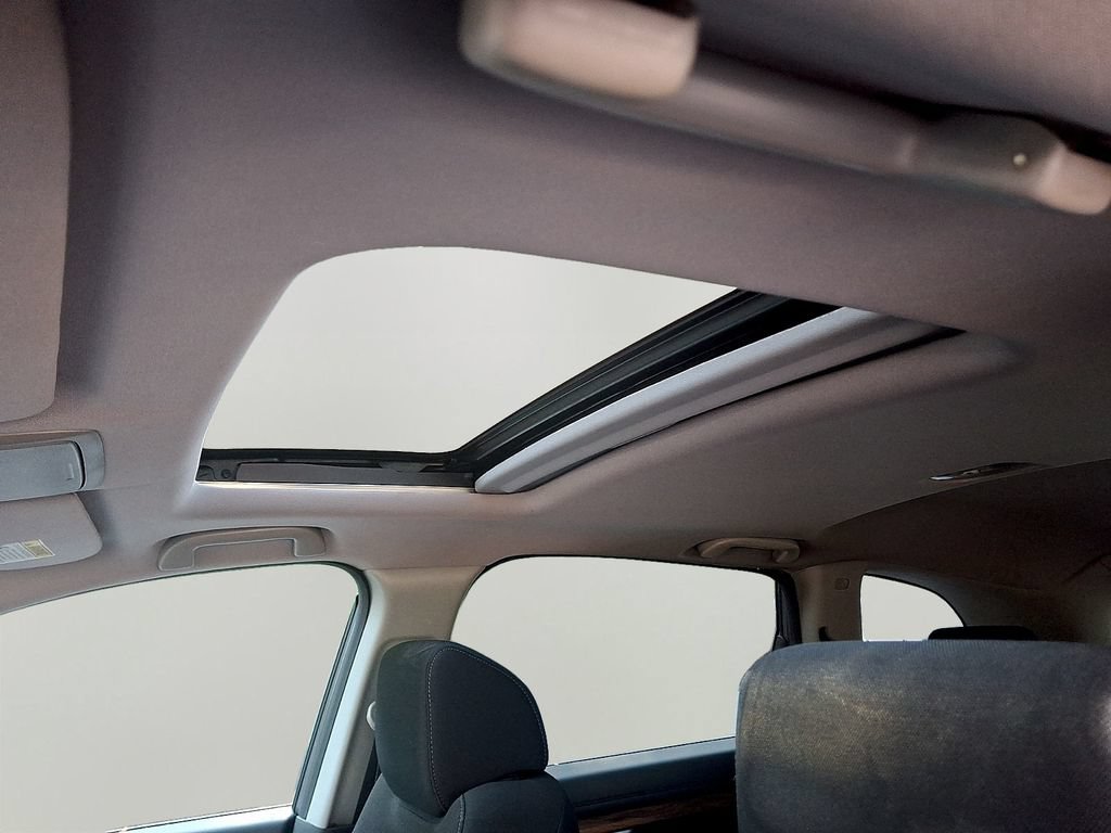Used 2018 Honda CR-V EX image 16