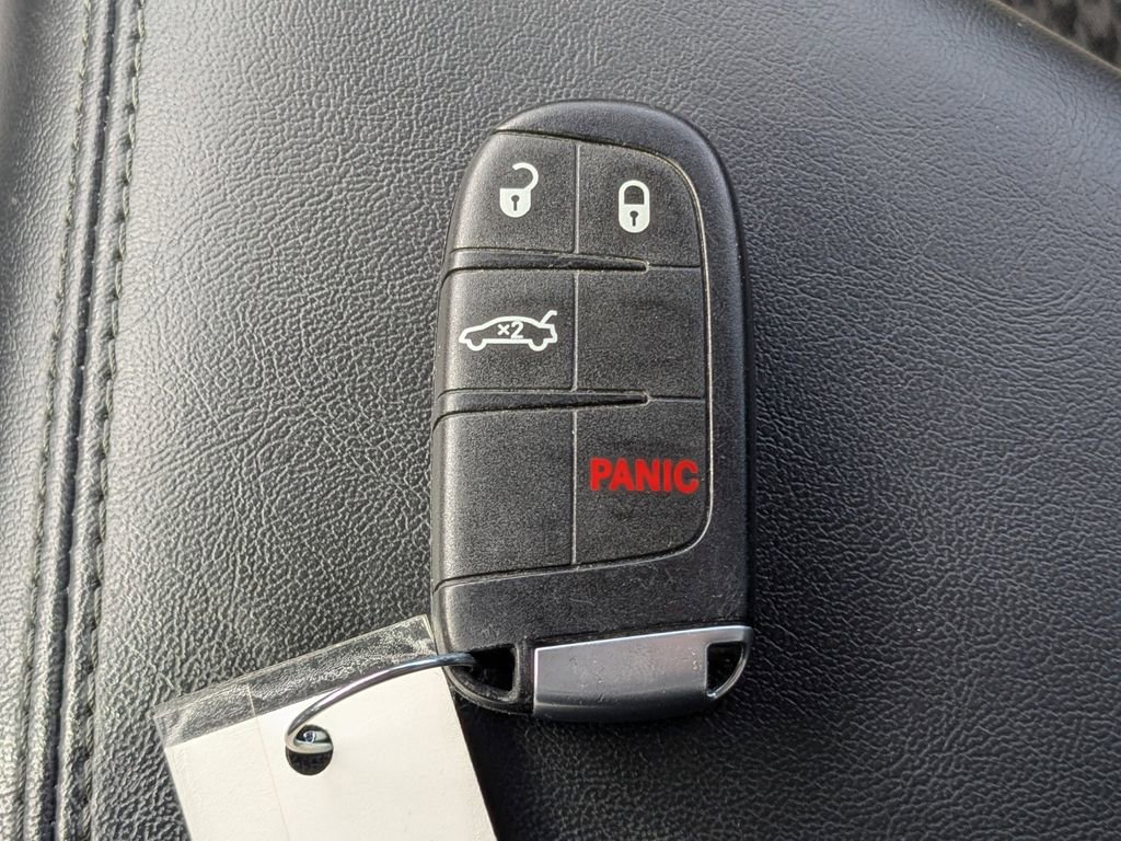 Used 2020 Dodge Challenger SXT image 28