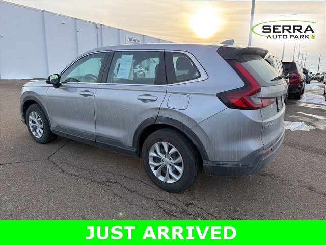 Used 2023 Honda CR-V LX image 4