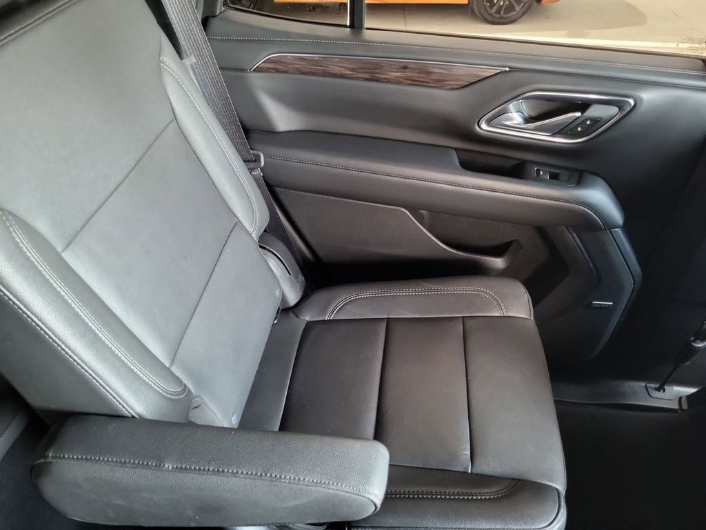 Used 2023 Chevrolet Tahoe Z71 w/ Luxury Package image 13