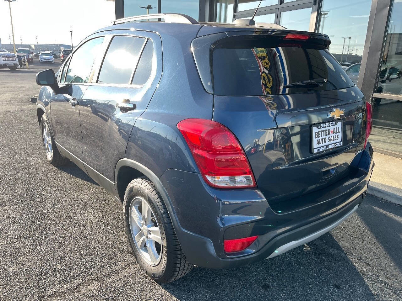 Used 2019 Chevrolet Trax LT w/ LT Convenience Package image 3