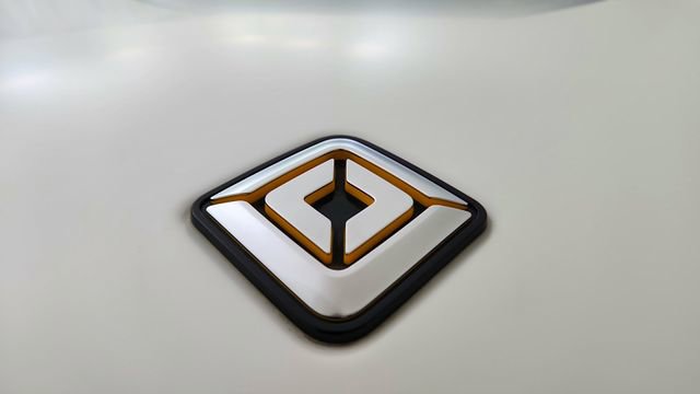 Used 2024 Rivian R1S Adventure image 16