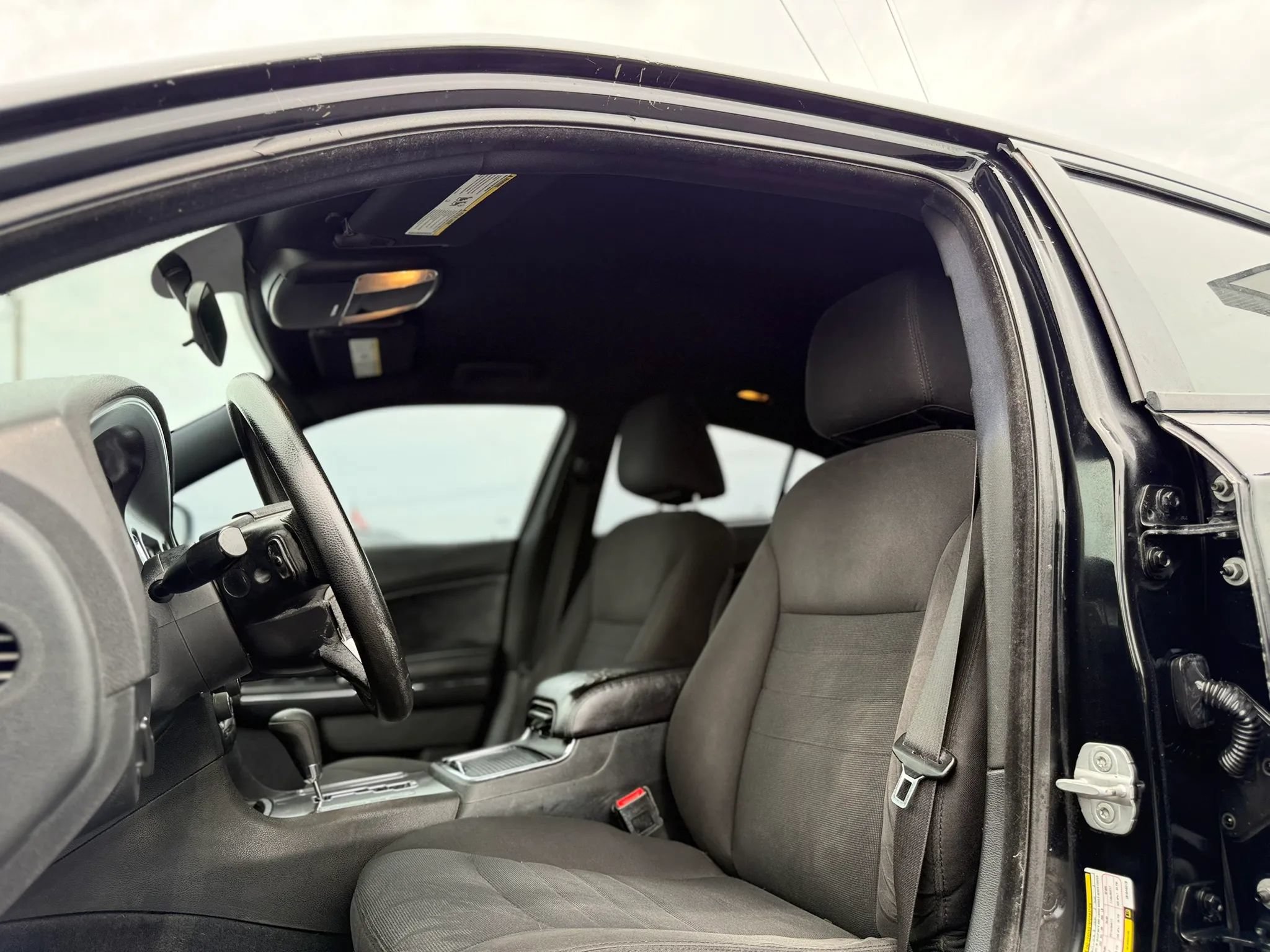 Used 2013 Dodge Charger SE RWD image 12