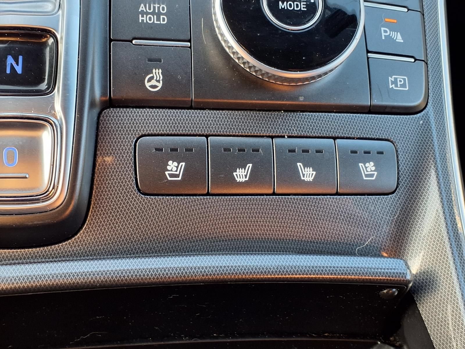 Used 2022 Hyundai Santa Fe Calligraphy FWD image 16