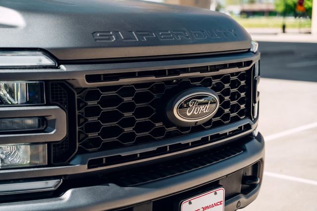 New 2026 Ford F250 Lariat w/ Black Appearance Package AWD/4WD image 5