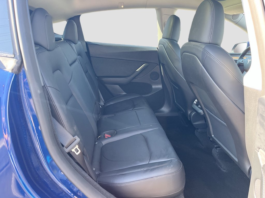 Used 2024 Tesla Model Y Long Range AWD/4WD image 28