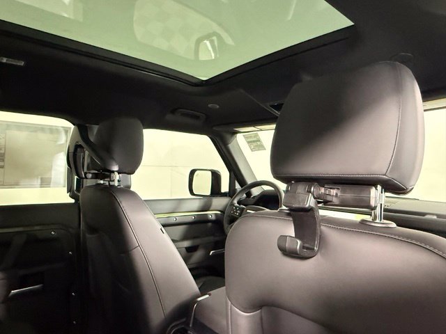 New 2026 Land Rover Defender 110 S AWD/4WD image 29