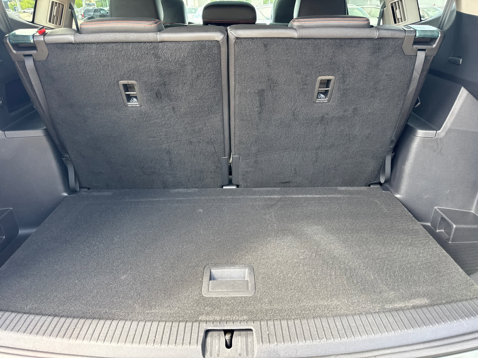 Certified 2024 Volkswagen Atlas Peak Edition SE image 23