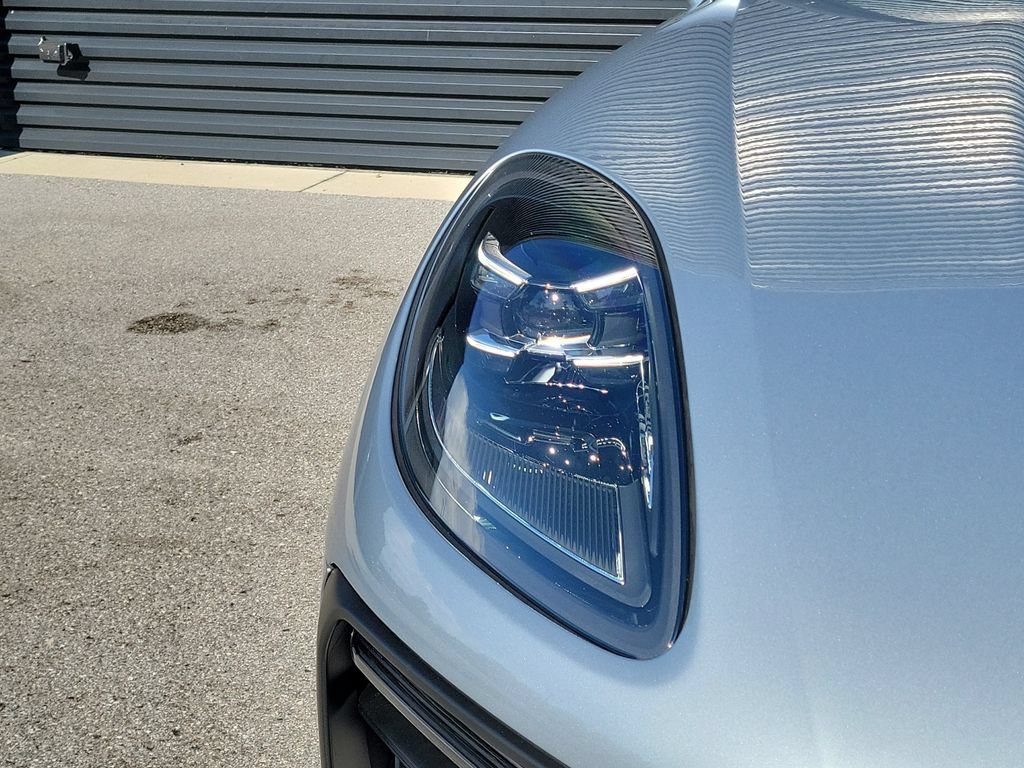 New 2026 Porsche Macan S AWD/4WD image 15