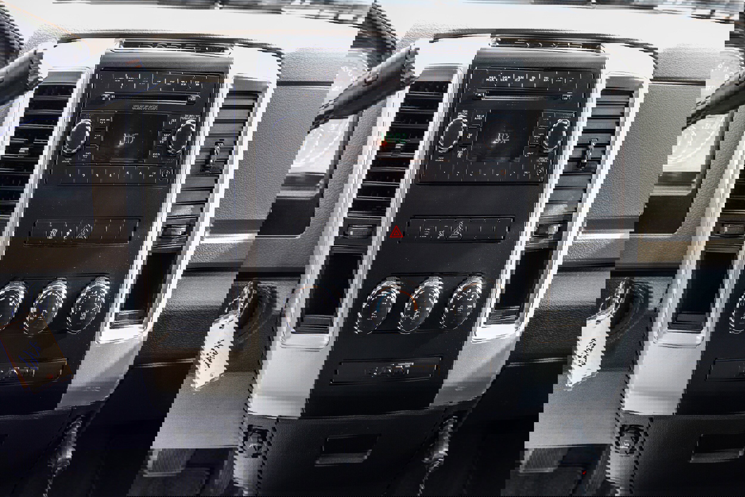 Used 2012 RAM 1500 Classic SLT image 11