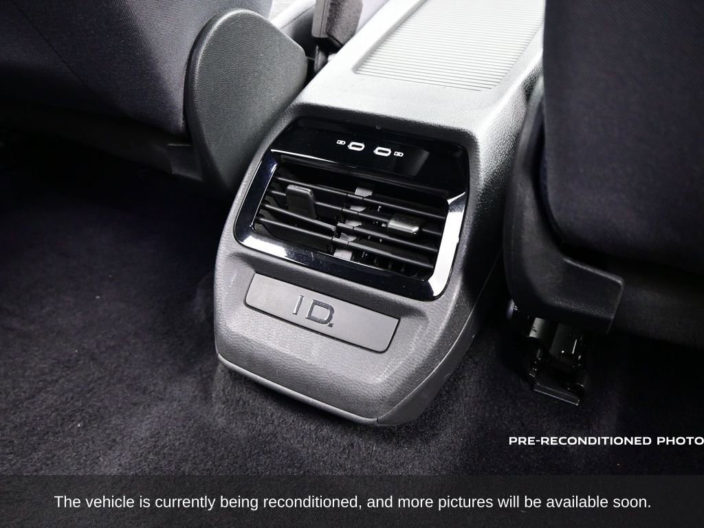 Used 2022 Volkswagen ID.4 Pro image 29