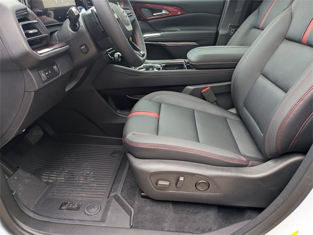 New 2026 Chevrolet Traverse RS image 11