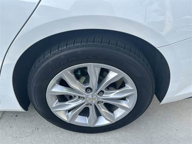 Used 2023 Chevrolet Malibu LT image 19