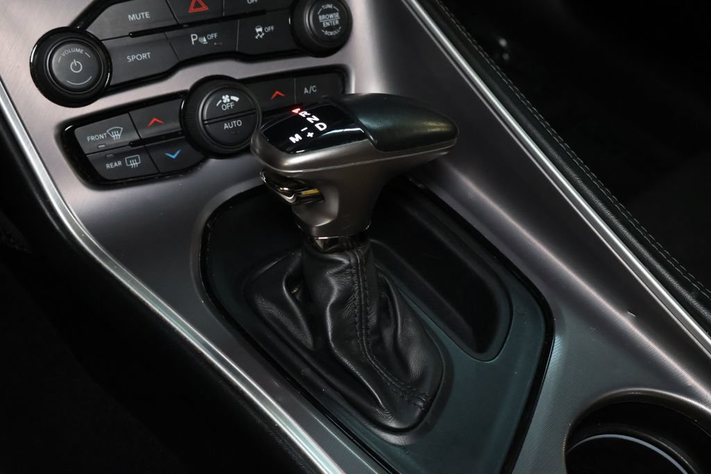 Used 2022 Dodge Challenger GT AWD/4WD image 32