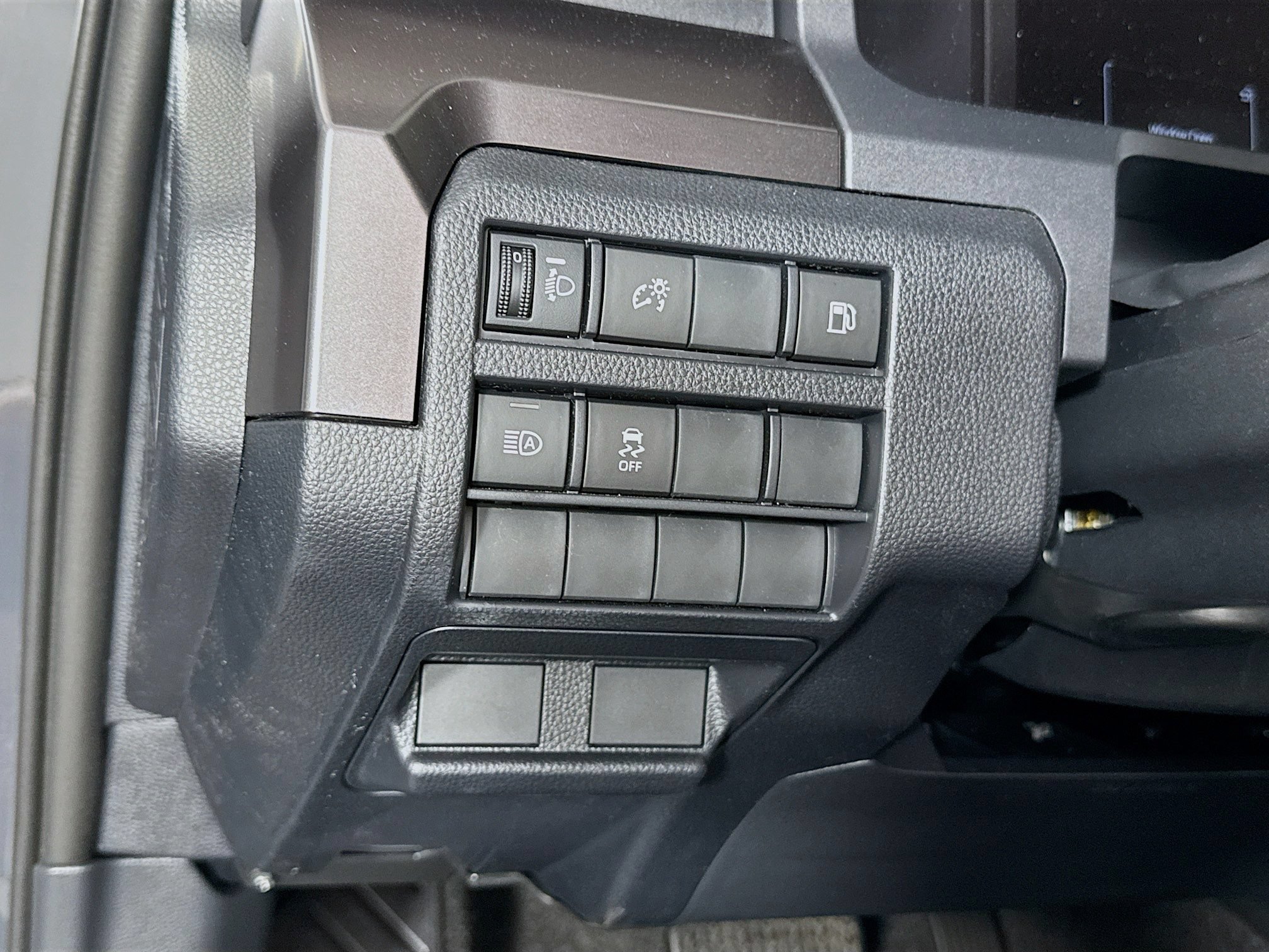Certified 2026 Toyota 4Runner SR5 AWD/4WD image 11