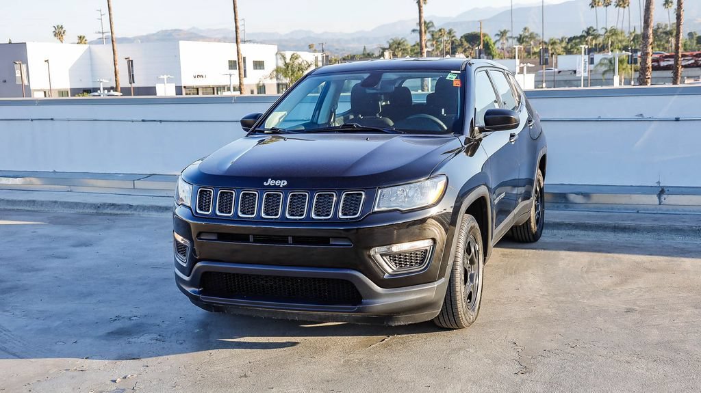Used 2021 Jeep Compass Sport FWD image 4