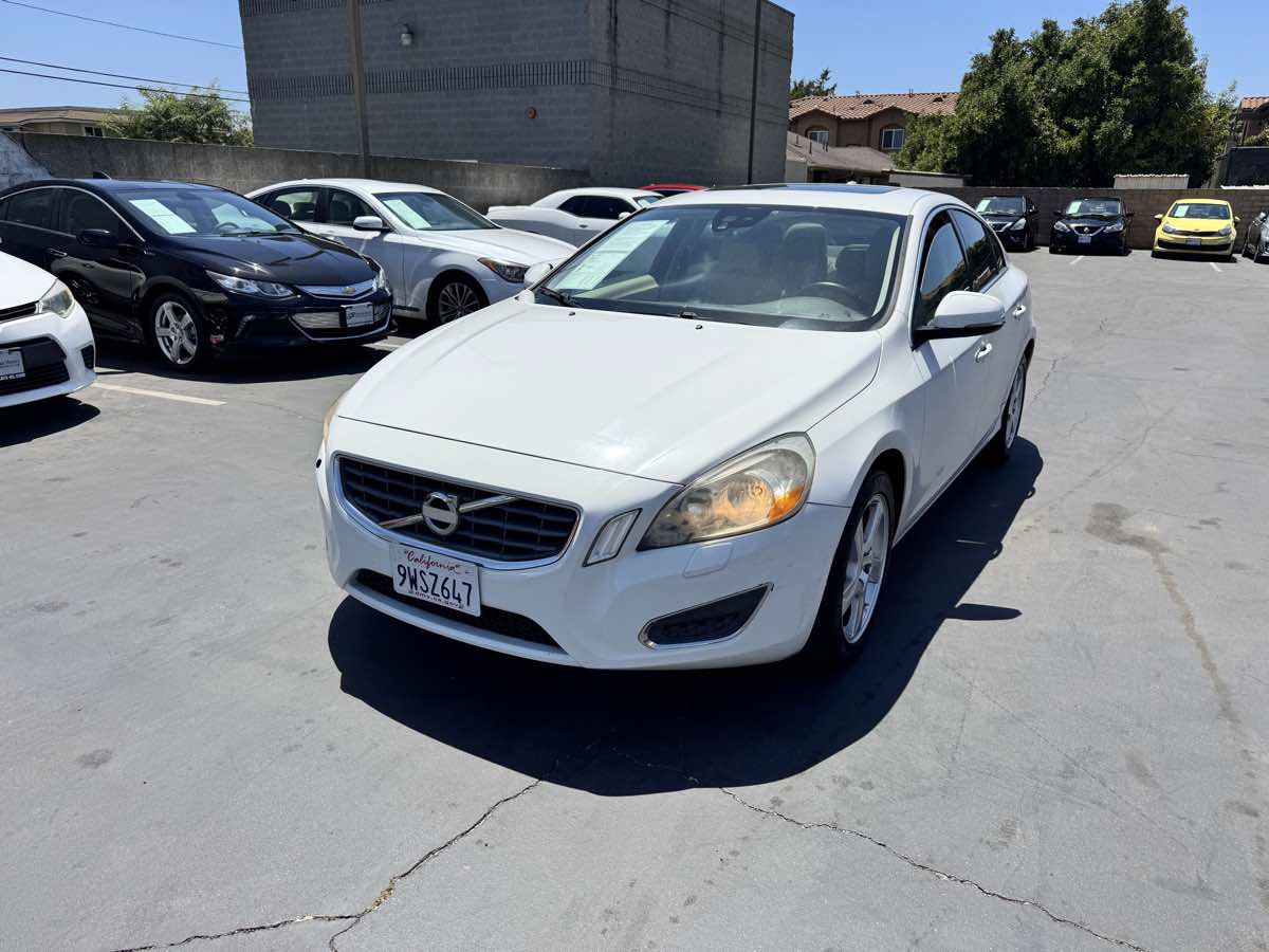 Used 2012 Volvo S60 T5 w/ Climate Pkg FWD image 12