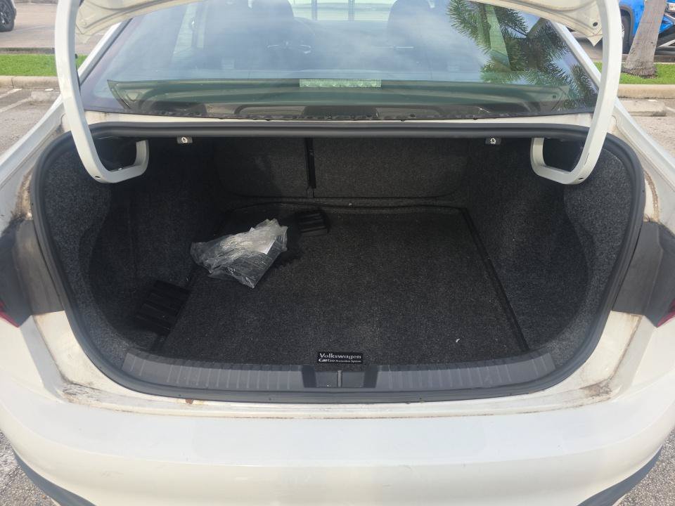Used 2023 Volkswagen Jetta Sport FWD image 18