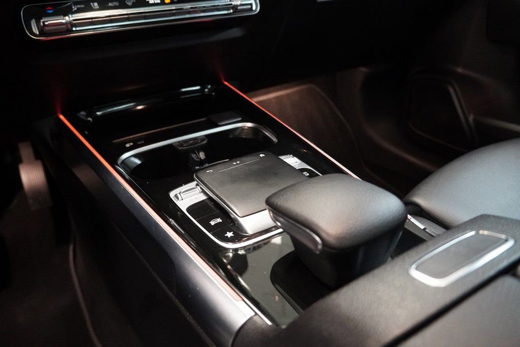 Used 2020 Mercedes-Benz GLB 250 4MATIC image 21