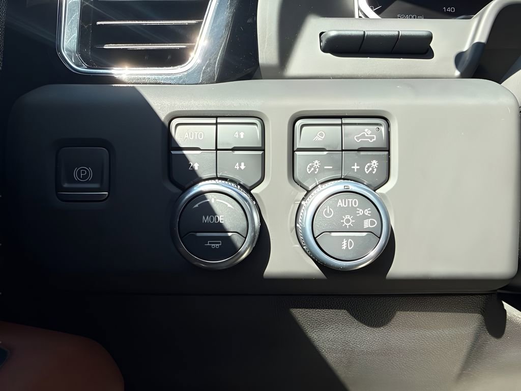 Used 2023 GMC Sierra 1500 Denali Ultimate AWD/4WD image 11