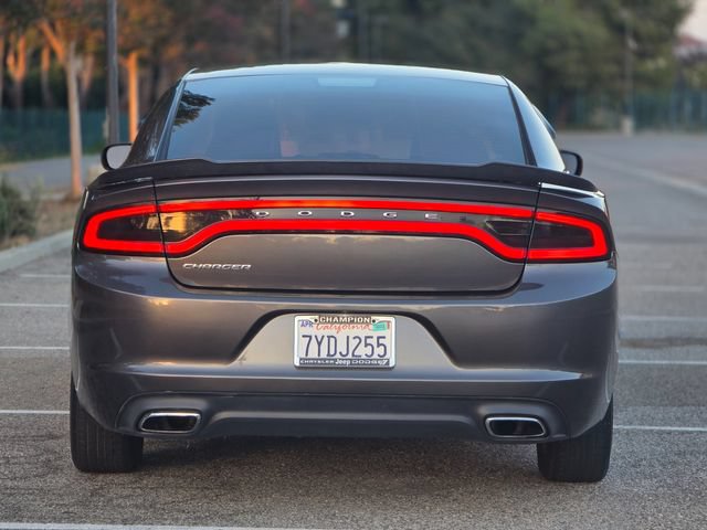 Used 2017 Dodge Charger SE RWD image 13