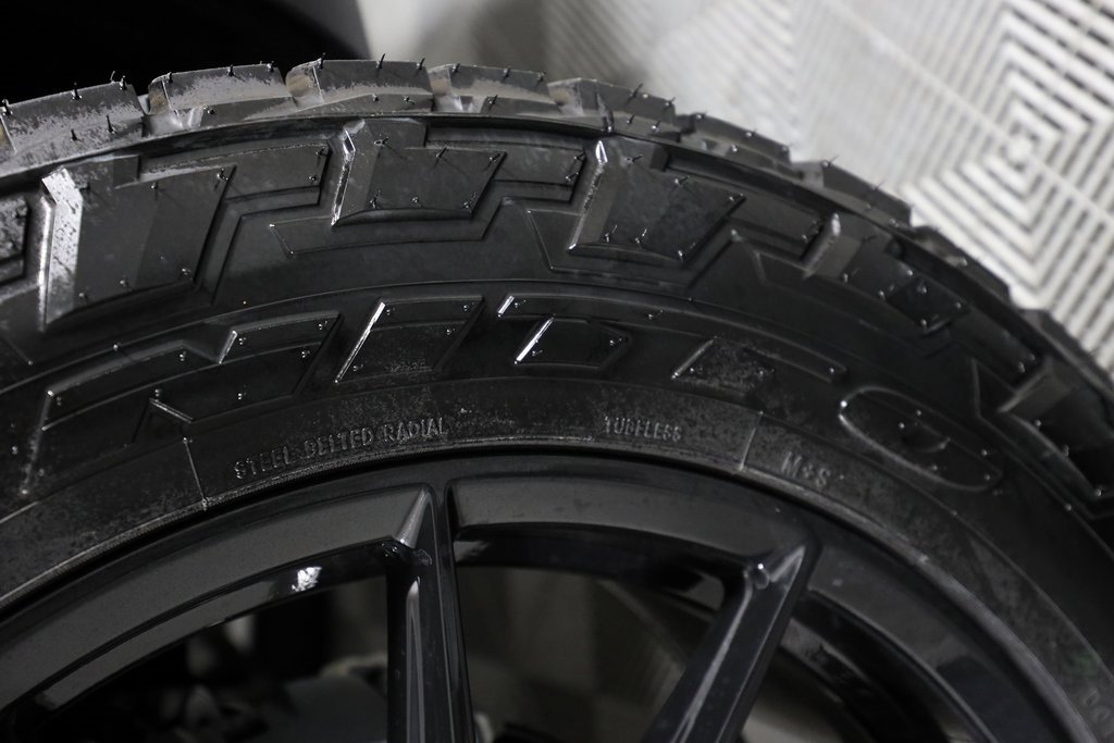 Used 2025 Lexus GX 550 w/ Accessory Package (2T) image 59