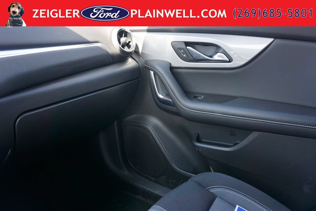 Used 2024 Chevrolet Blazer LT w/ Convenience Package AWD/4WD image 31