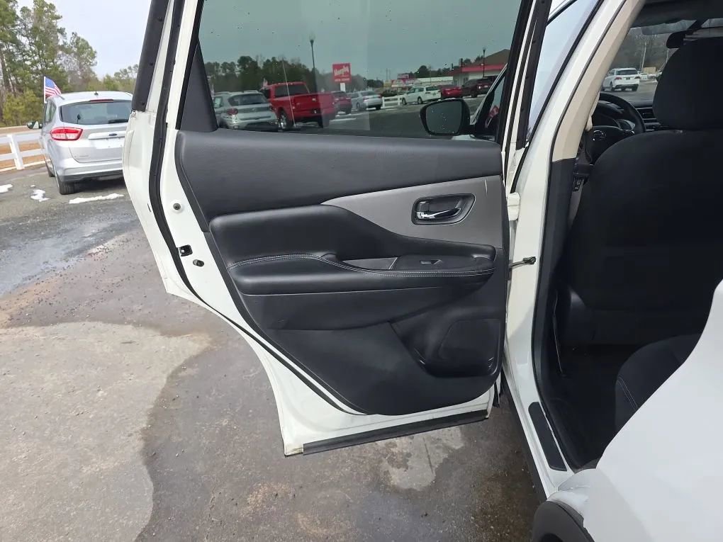 Used 2019 Nissan Murano S w/ Cargo Package image 35