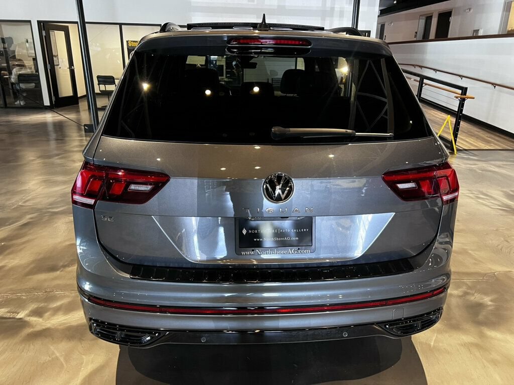 Used 2024 Volkswagen Tiguan SE R-Line FWD image 6