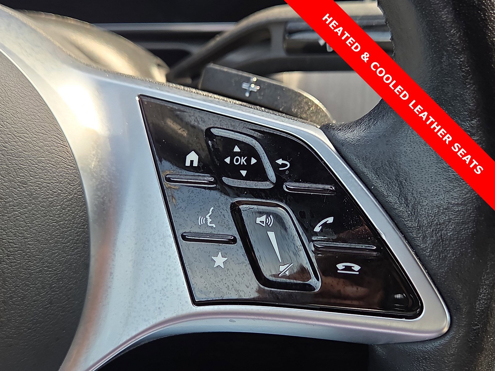 Used 2025 Mercedes-Benz C 300 Sedan image 22
