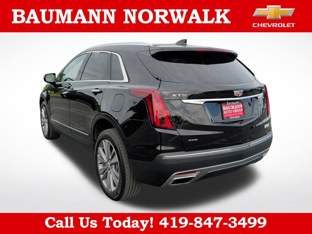 Used 2025 Cadillac XT5 Premium Luxury AWD/4WD image 3