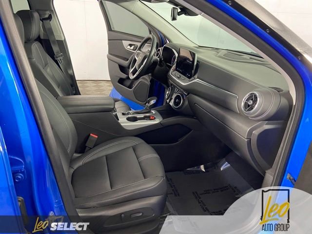Used 2024 Chevrolet Blazer LT FWD image 19