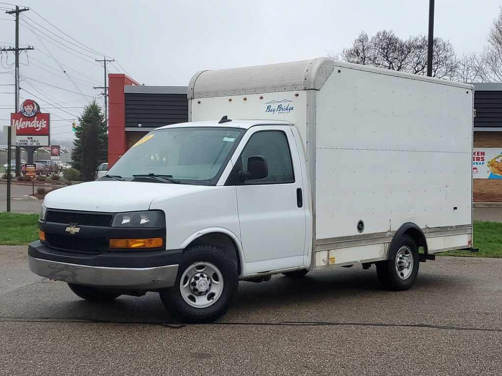 Used 2019 Chevrolet Express 3500 w/ Power Convenience Package RWD image 22