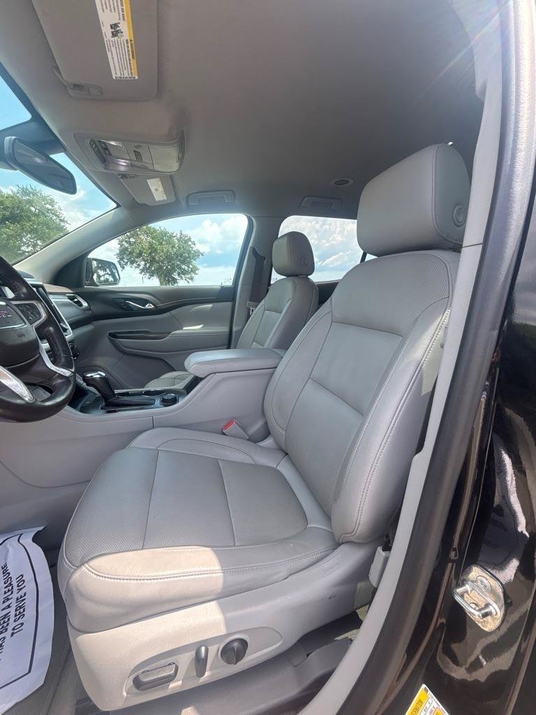 Used 2019 GMC Acadia SLT FWD image 10
