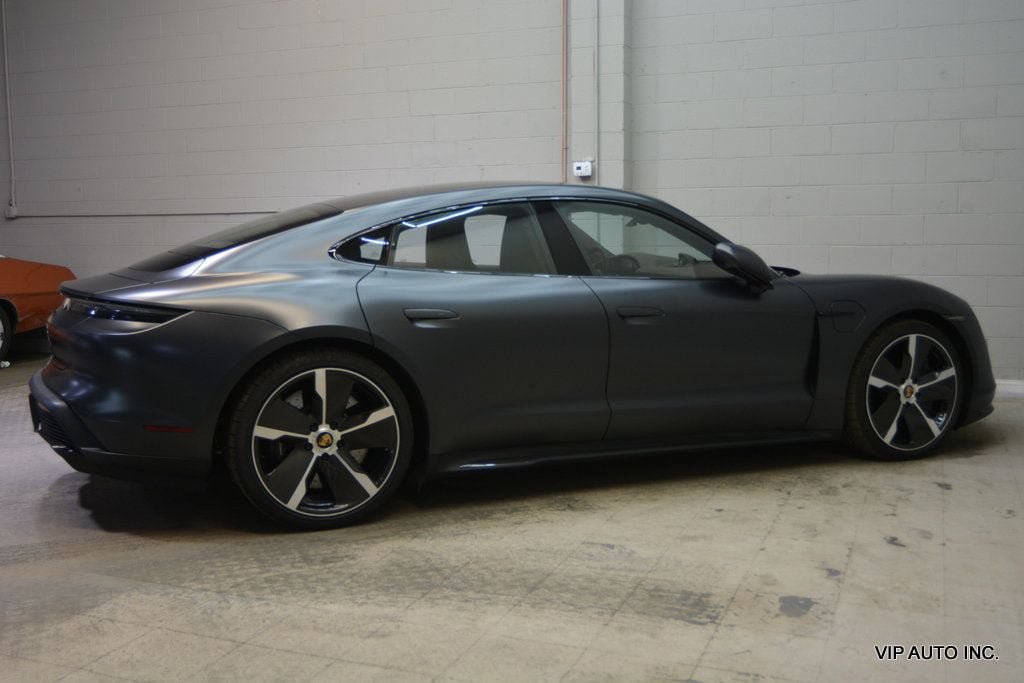 Used 2022 Porsche Taycan Turbo S AWD/4WD image 34