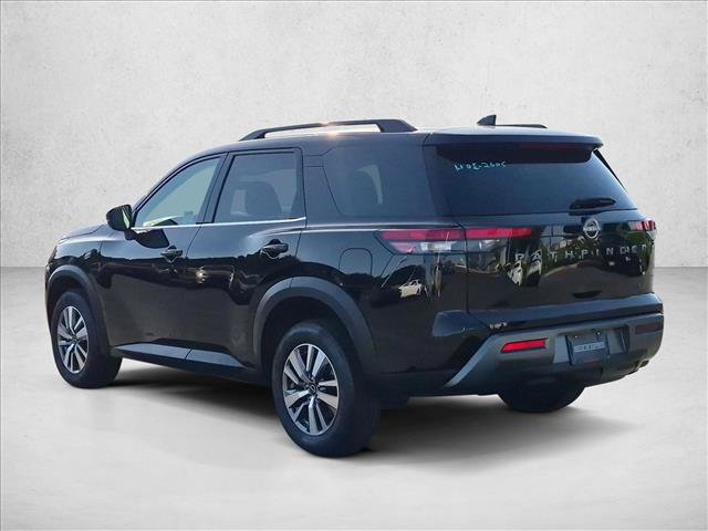 Used 2026 Nissan Pathfinder SL FWD image 8