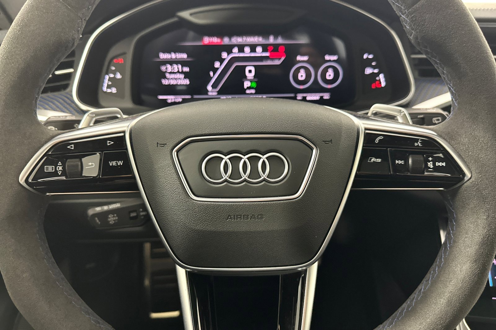 Used 2024 Audi RS 6 performance w/ Matte Carbon Package image 22