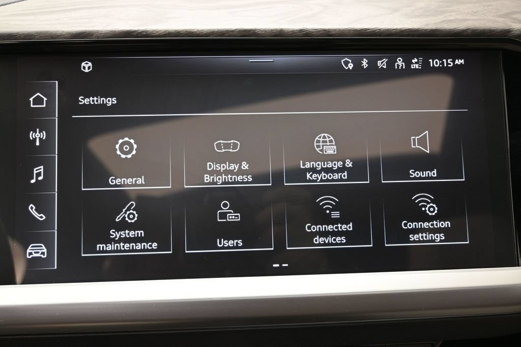 Used 2024 Audi Q4 e-tron Premium AWD/4WD image 26