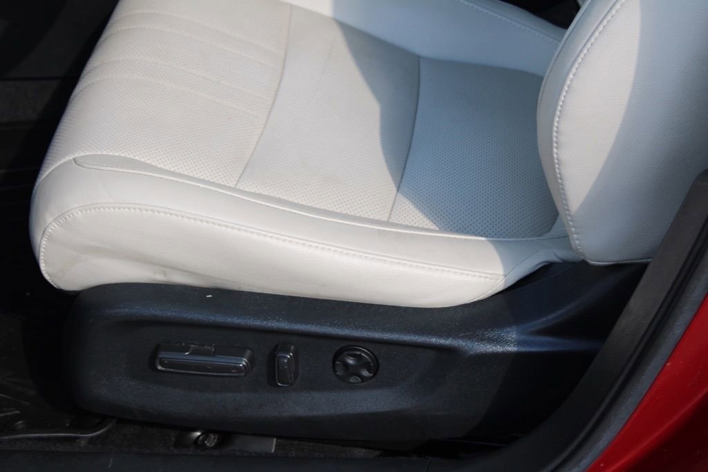 Used 2020 Honda Accord Touring image 14