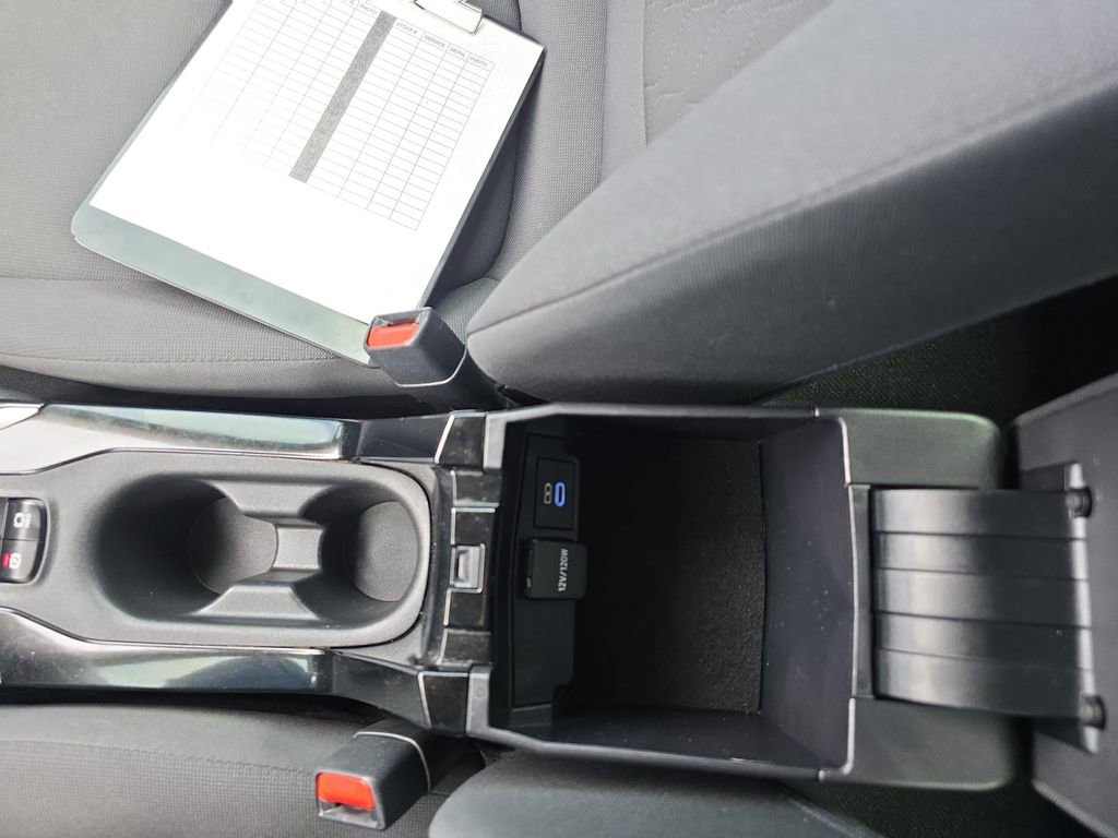 Used 2022 Toyota Corolla LE image 24