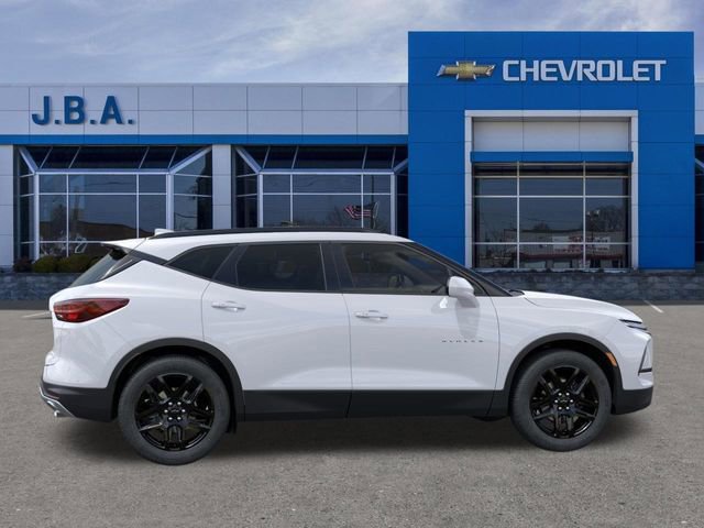 New 2026 Chevrolet Blazer LT w/ Convenience Package FWD image 5