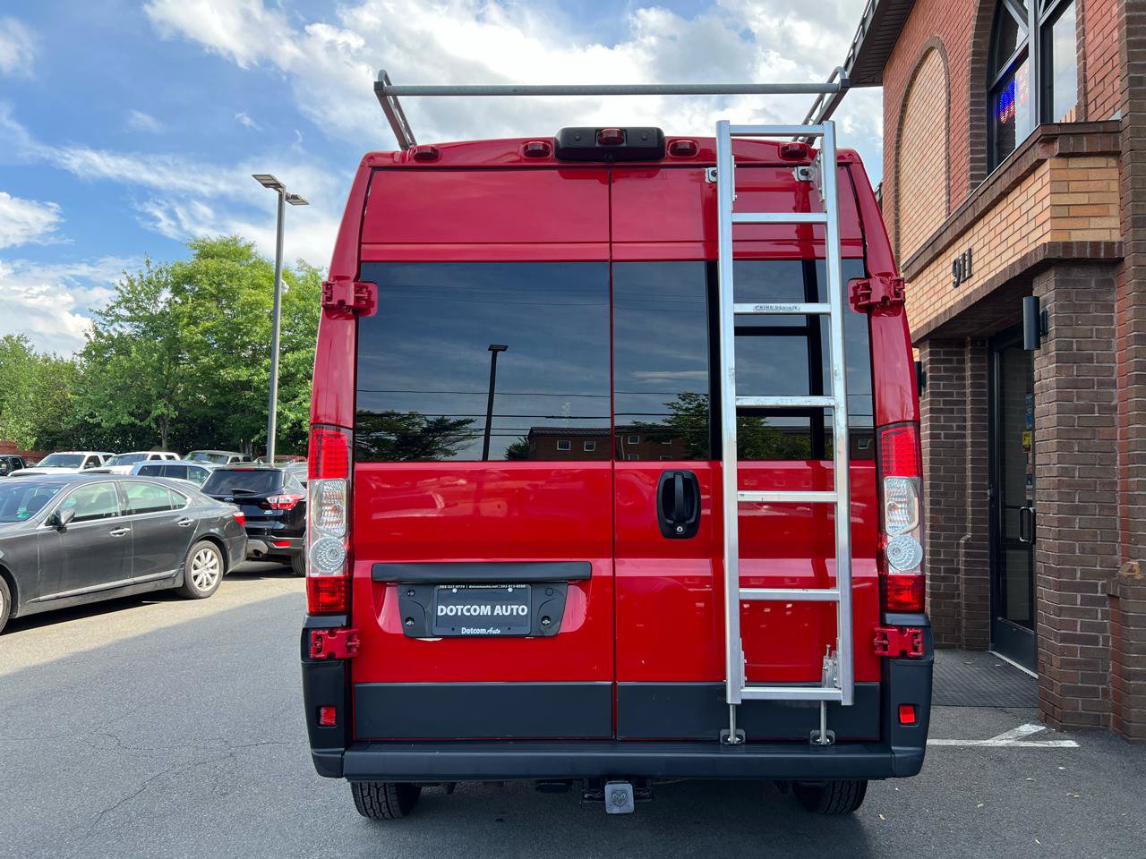 Used 2017 RAM ProMaster 2500 w/ Mopar Trailer Tow Group FWD image 8