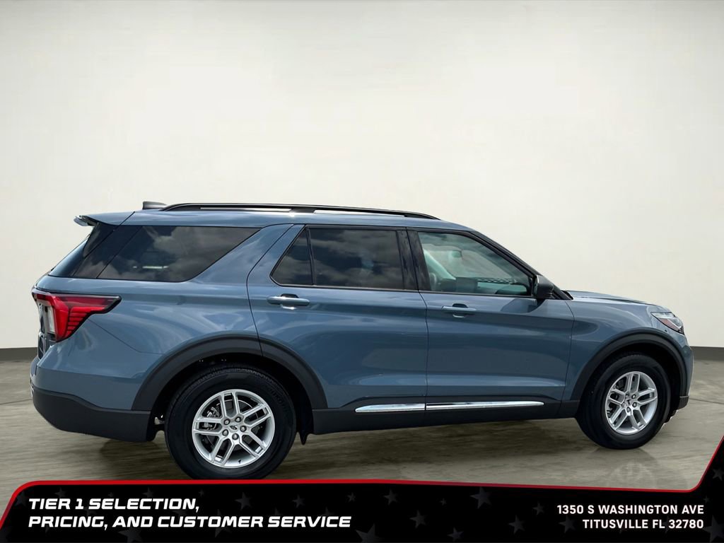 Used 2025 Ford Explorer Active w/ Active Comfort Package RWD image 8