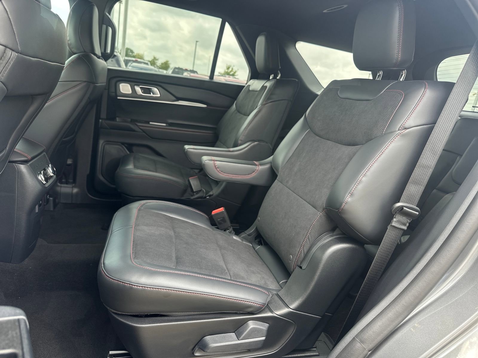 New 2026 Ford Explorer ST w/ Sun And Sound Package image 25