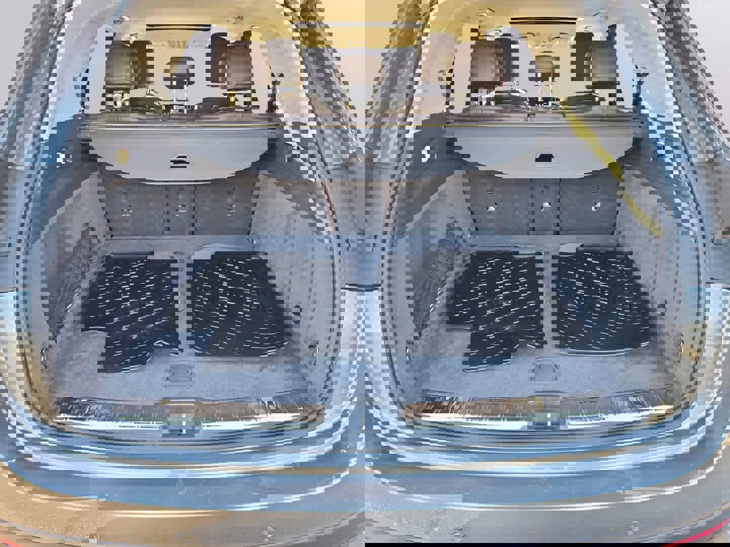 Used 2020 Mercedes-Benz GLE 450 4MATIC w/ Premium Package image 39