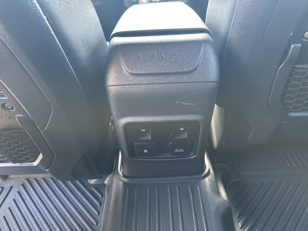 Used 2024 Ford Bronco Big Bend image 12