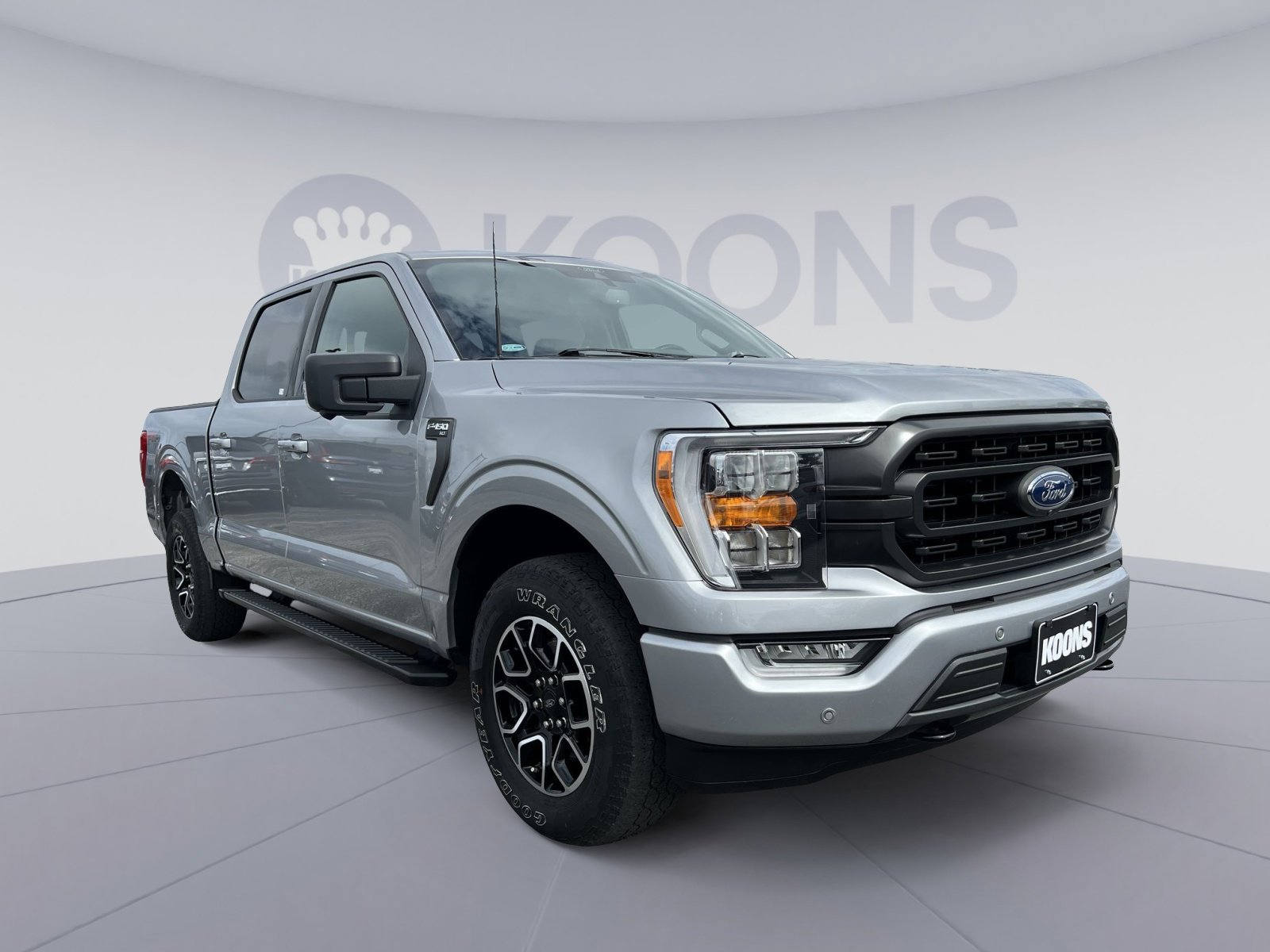 Used 2021 Ford F150 XLT w/ Equipment Group 302A High image 10